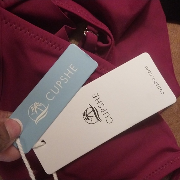 Cupshe Ruffle Bikini Top - XS/S - Picture 5 of 5